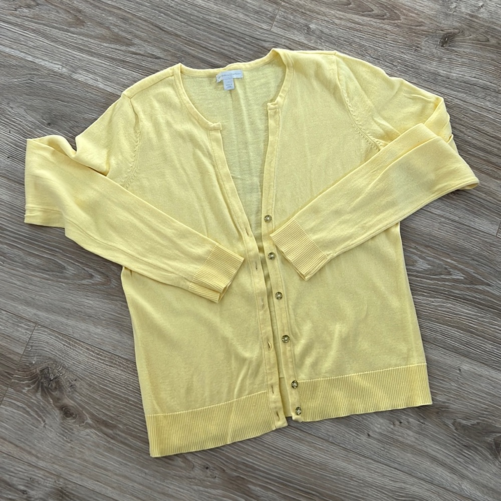 New York and Co pale yellow cardigan